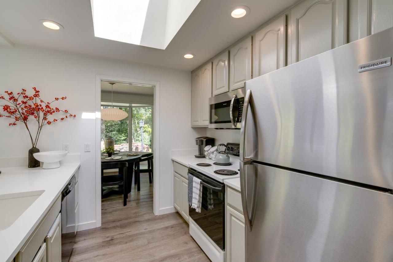 Modern Home 3 Miles To Woodinville Wine Country! Exterior photo