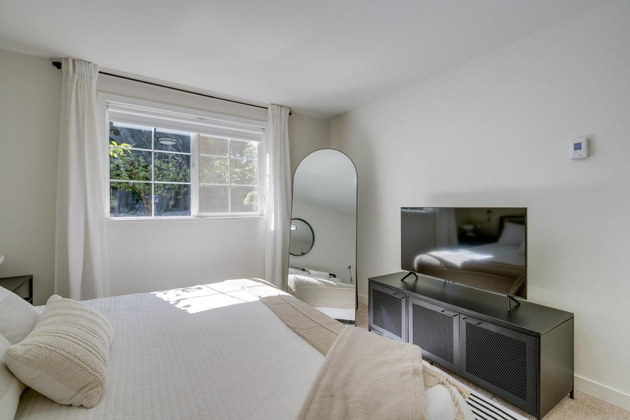 Modern Home 3 Miles To Woodinville Wine Country! Exterior photo